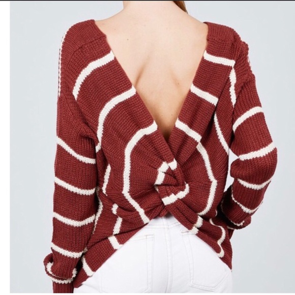 ❤️2 left❤️ Stripped twisted back sweater - Picture 3 of 3